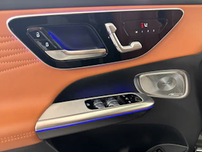 https://vehicle.imgix.net/4502056/9c66329c-ee02-4124-9246-3acd8072eed2.jpg