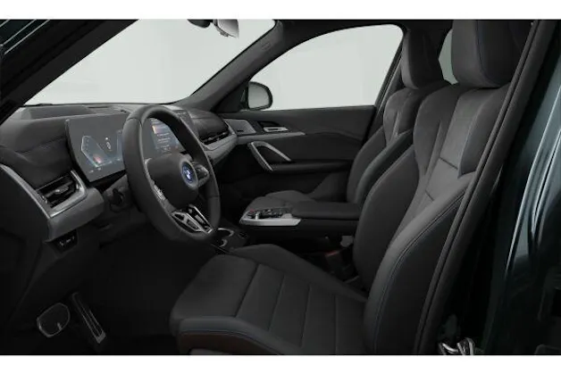 BMW iX1 30 M Sport xDrive U11 (CH) AHK ** 100 % électrique ** 📍
