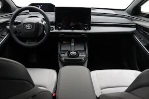 Fahrzeugbild TOYOTA C-HR+ Premium AWD