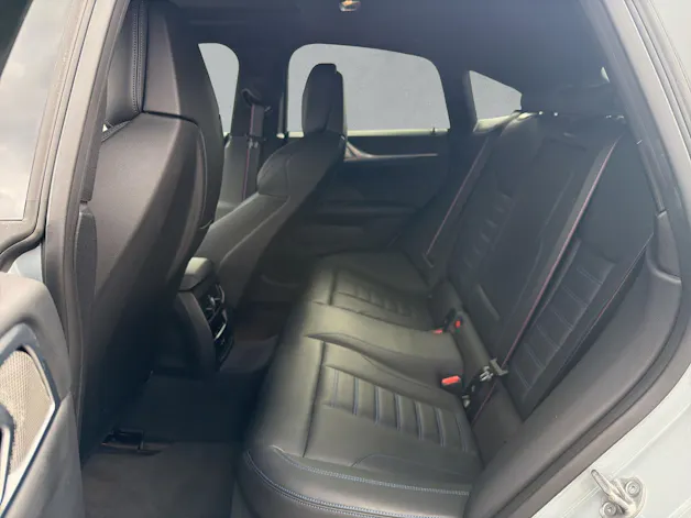 BMW i4 M50 M Sport Pro Limousine G26 (CH) AHK ** 100 % électrique **