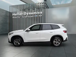 BMW X1 20d xDrive Panorama-Glasdach