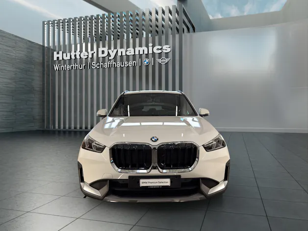 BMW X1 20d xDrive Panorama-Glasdach