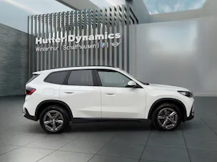 BMW X1 20d xDrive Panorama-Glasdach