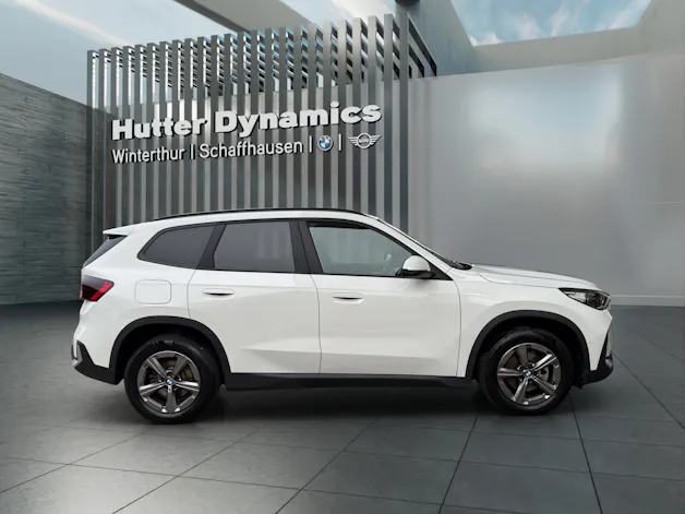 BMW X1 20d xDrive Panorama-Glasdach