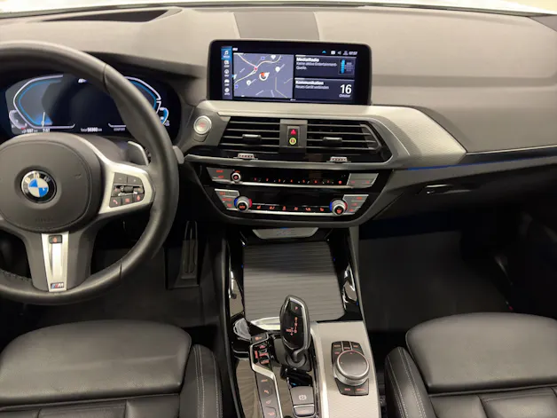 BMW X3 30e xDrive M AERODYNAMIKPAKET