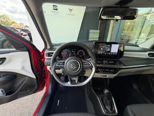 Suzuki Swift 1.2 Piz Sulai Top Hybrid 4x4
