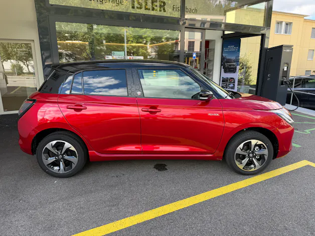Suzuki Swift 1.2 Piz Sulai Top Hybrid 4x4