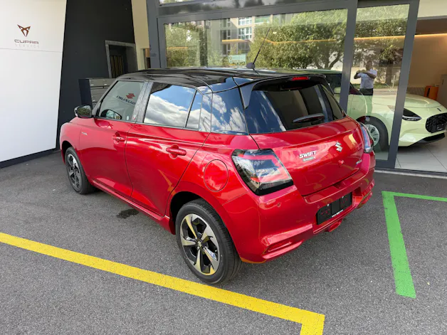 Suzuki Swift 1.2 Piz Sulai Top Hybrid 4x4