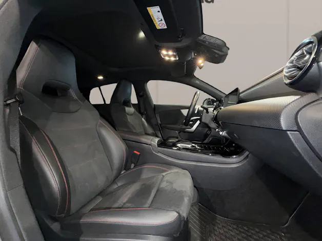 MERCEDES-BENZ CLA 220 d AMG Line 4matic Shooting Brake