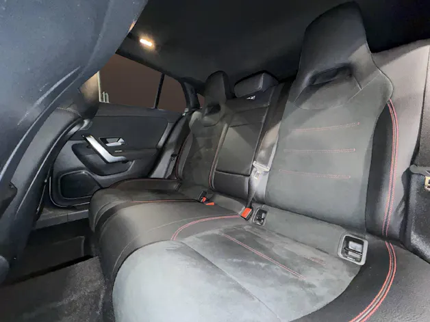 MERCEDES-BENZ CLA 220 d AMG Line 4matic Shooting Brake