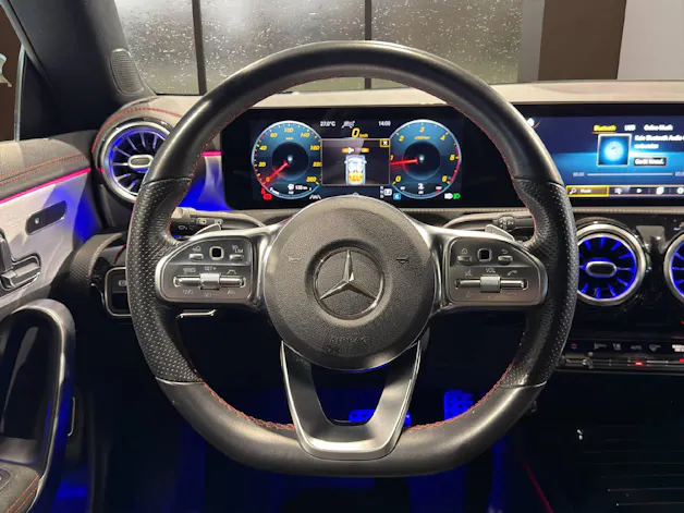 MERCEDES-BENZ CLA 220 d AMG Line 4matic Shooting Brake