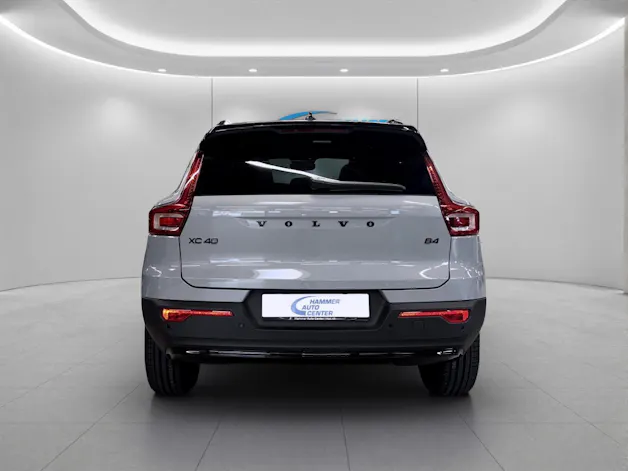 VOLVO XC40 2.0 B4 MH Black Edition