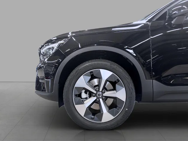 VOLVO XC40 2.0 B3 MH Plus Dark