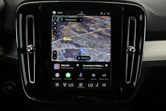 https://vehicle.imgix.net/4502215/840dabf6-1b5b-4d55-afd5-cbac4c1eb543.jpg