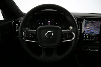 https://vehicle.imgix.net/4502215/c5d56a1f-6aaf-4b87-9e3b-789521429b7b.jpg
