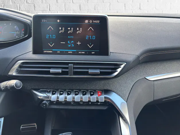 PEUGEOT 3008 1.6 BlueHDi GT Line