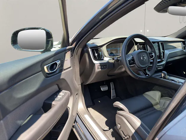 VOLVO XC60 2.0 T8 TE R-Design eAWD