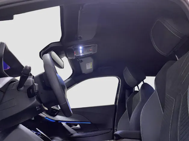 PEUGEOT 2008 1.2 Hybrid 145 GT Exclusive