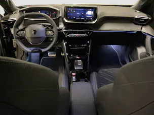 PEUGEOT 2008 1.2 Hybrid 145 GT Exclusive