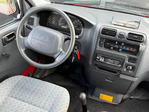 Toyota HIACE LWB 2.7 4T. 9 Plätzer