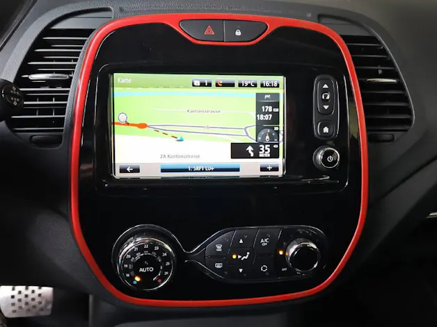 RENAULT Captur 1.2 TCe Outdoor EDC S/S