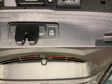 MITSUBISHI GRANDIS 13