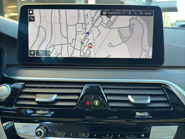 BMW 5er Reihe Touring 520d xDrive M-SPORTPAKET