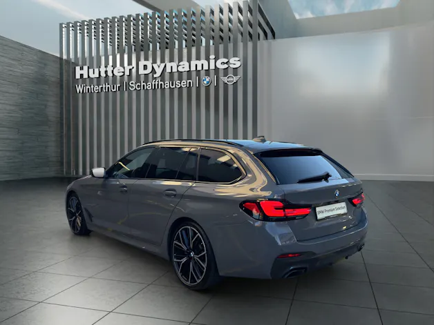 BMW 5er Reihe Touring 520d xDrive M-SPORTPAKET