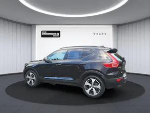 VOLVO XC40 2.0 B3 MH Plus Dark