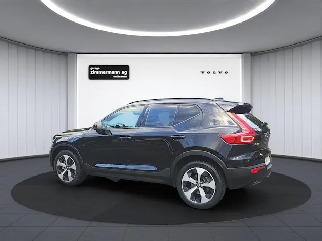 VOLVO XC40 2.0 B3 MH Plus Dark