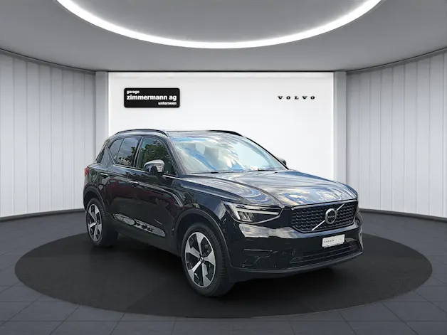 VOLVO XC40 2.0 B3 MH Plus Dark