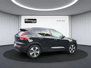 VOLVO XC40 2.0 B3 MH Plus Dark