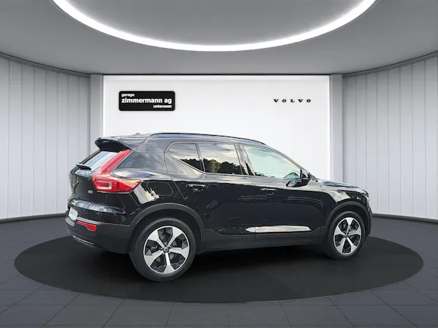 VOLVO XC40 2.0 B3 MH Plus Dark