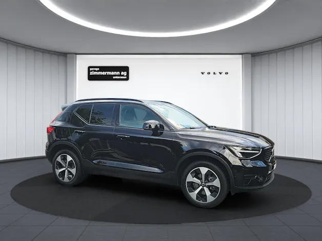 VOLVO XC40 2.0 B3 MH Plus Dark