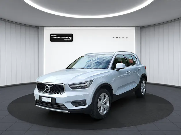 VOLVO XC40 2.0 B4 MH Momentum AWD