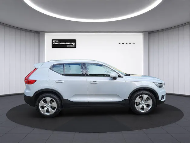 VOLVO XC40 2.0 B4 MH Momentum AWD