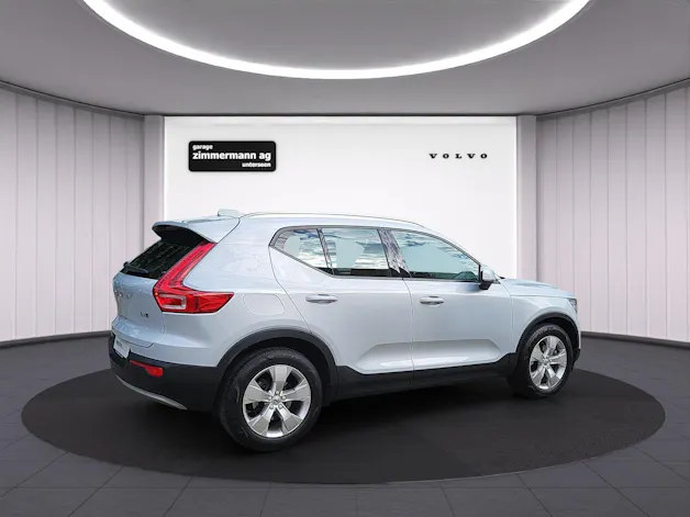 VOLVO XC40 2.0 B4 MH Momentum AWD
