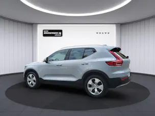 VOLVO XC40 2.0 B4 MH Momentum AWD