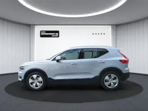 VOLVO XC40 2.0 B4 MH Momentum AWD