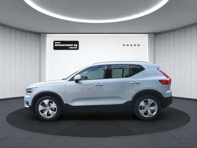 VOLVO XC40 2.0 B4 MH Momentum AWD