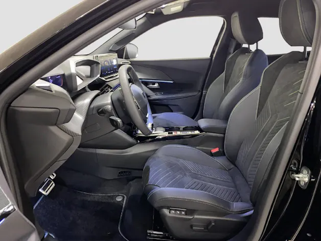 PEUGEOT 2008 1.2 Hybrid 145 GT Exclusive