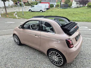 FIAT 500 Cabrio La Prima 42 kWh