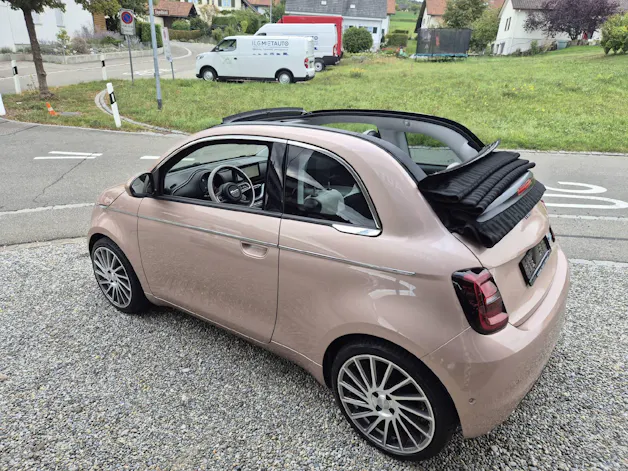 FIAT 500 Cabrio La Prima 42 kWh