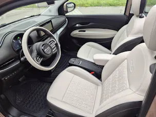 FIAT 500 Cabrio La Prima 42 kWh