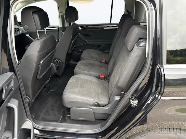 VW Touran 2.0 TDI SCR Highline DSG