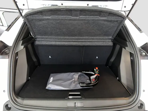 PEUGEOT 2008 1.2 Hybrid 145 GT Exclusive