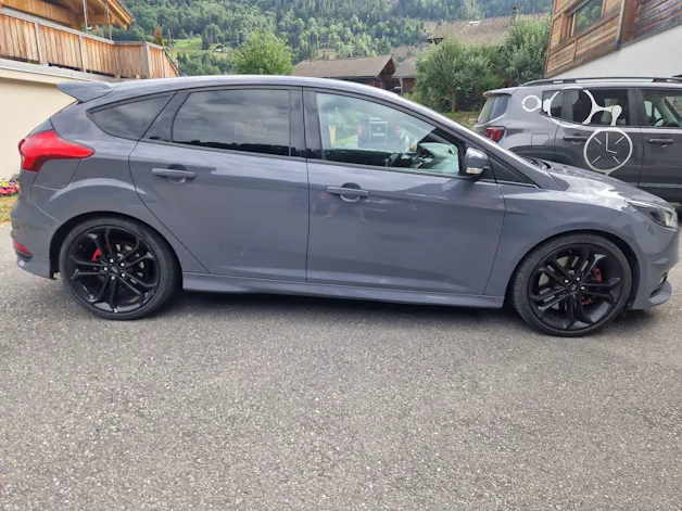 FORD Focus 2.0i EcoB SCTi ST-3