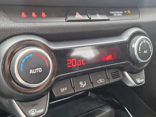 Kia Stonic 1.0 T-GDi Trend