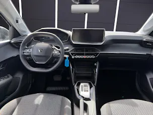 PEUGEOT 208 1.2 MHEV Style