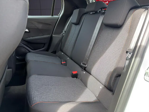 PEUGEOT 208 1.2 MHEV Style